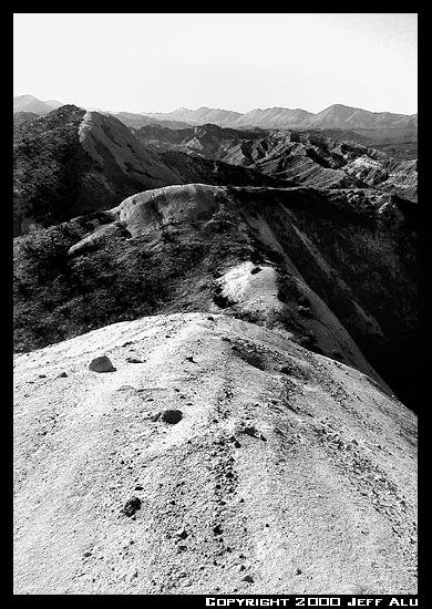 Ocena Waves / Mormon Rocks by Jeff T. Alu