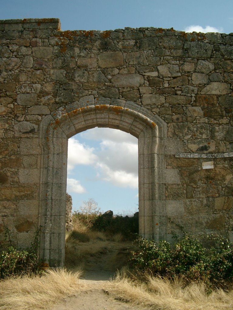 Entrada para Reducto de San Jose, Fuerte de la Concepcion by jemorgado