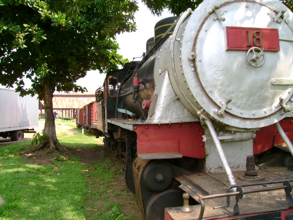 Porto Velho - Locomotiva MM by Jonio Costa