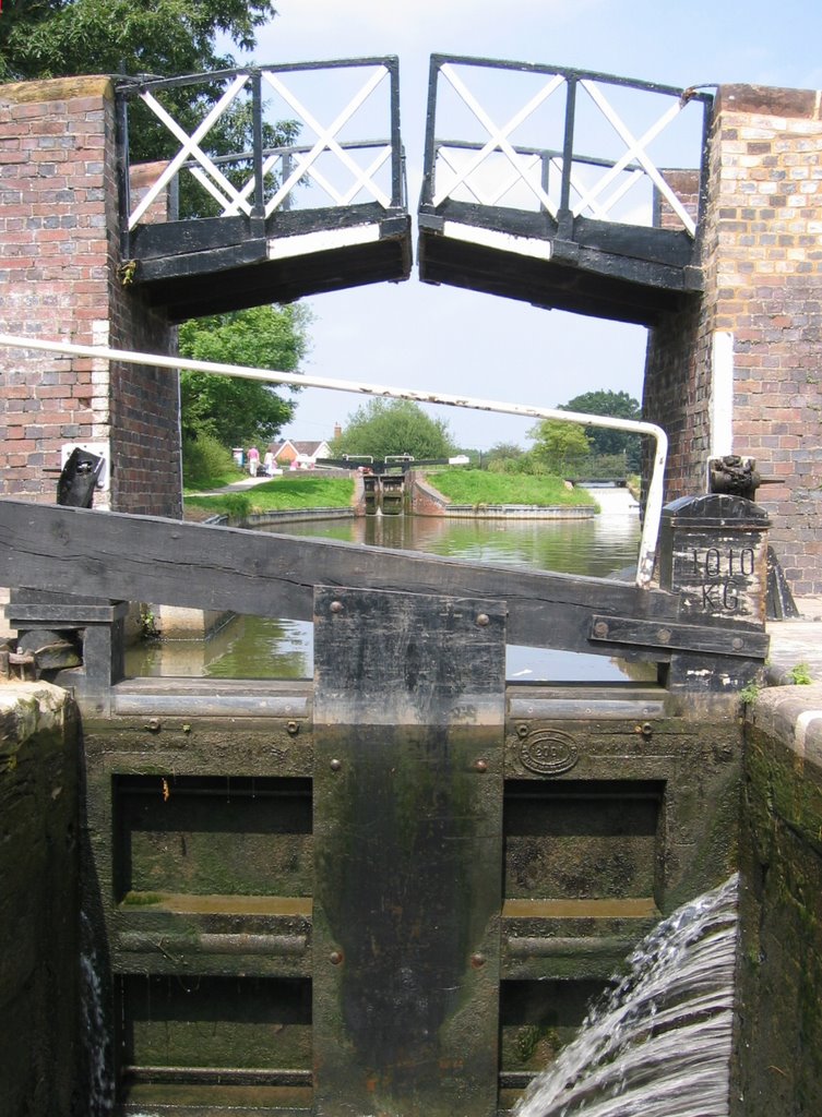 Stratford Canal, Lock 21 by Stevejh