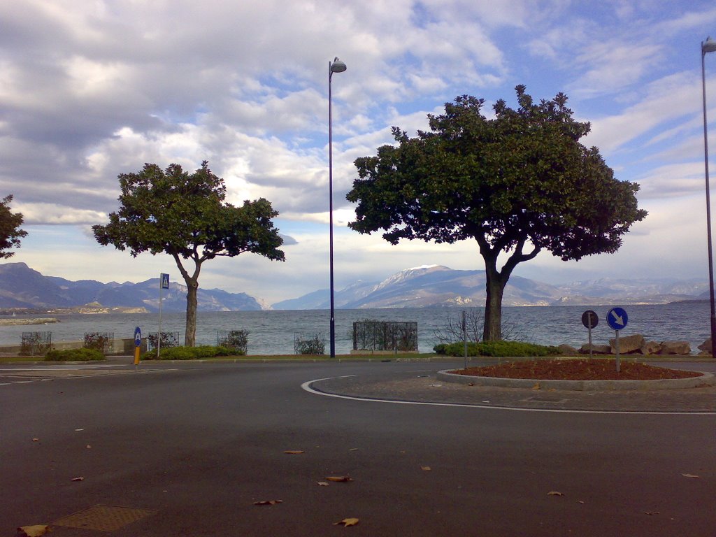 Desenzano D/G Lago d'inverno by Tisi Alessandro