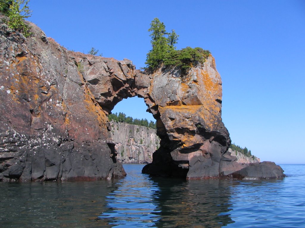 Natural stone arch by western mn