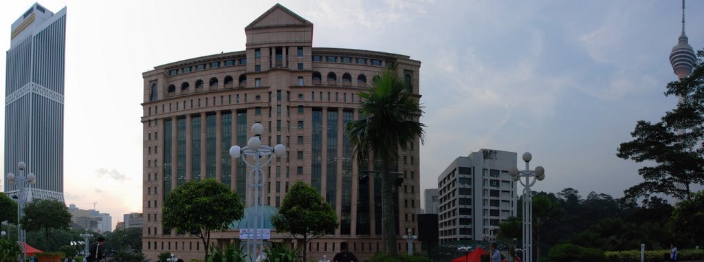 May Bk,Yayasan Bursa Malaysia and KL Tower. by Kwanweng Leong