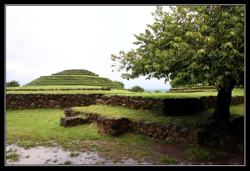 Los Guachimontones - The Guachimontones by J.Ernesto Ortiz Razo