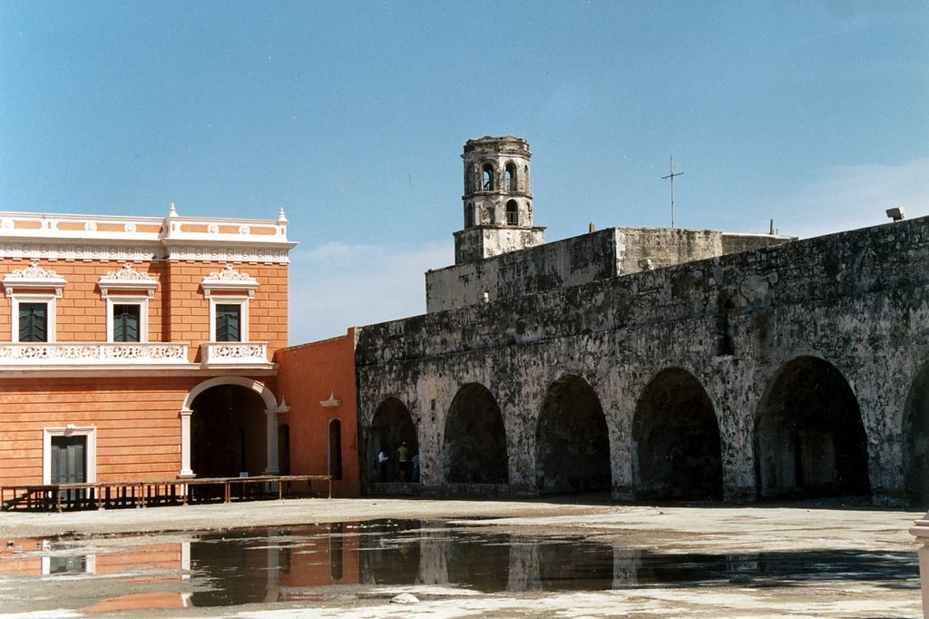 San Juan de Ulua Jul 2001-2 by luislbp