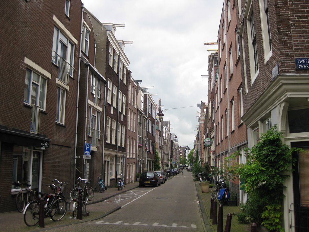 Amsterdam. Calle. by Mayid Hassan