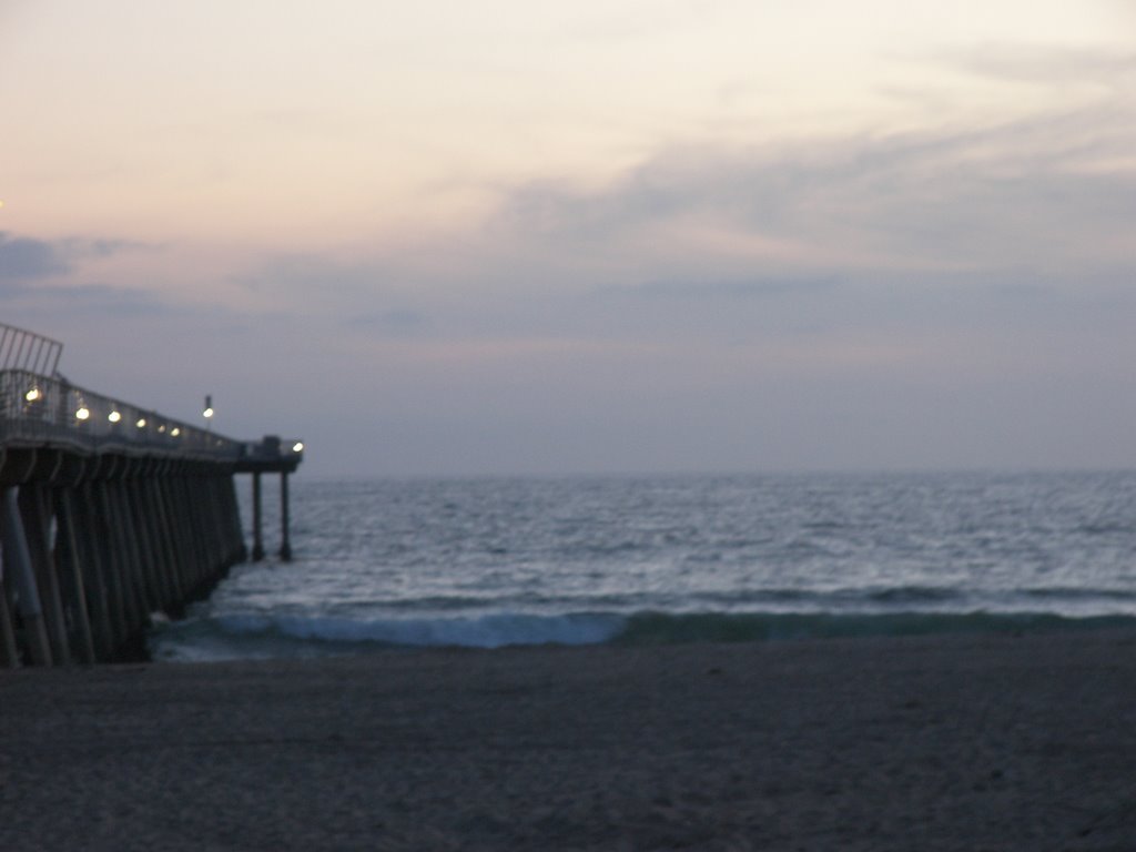 Hermosa Beach Pier by Princess_Kristine