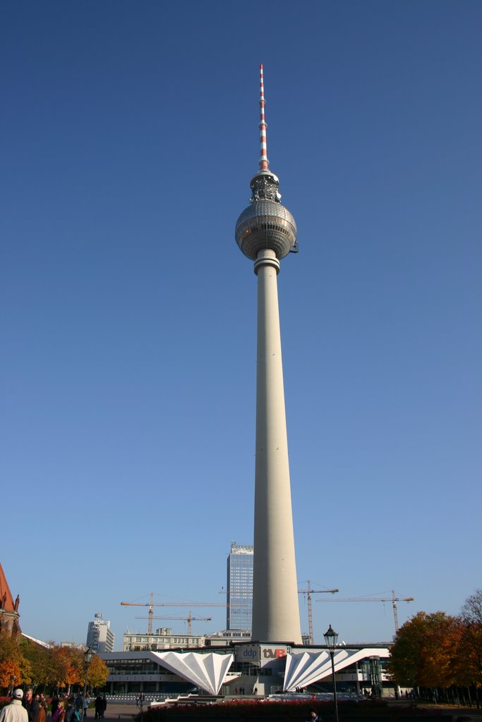 Fernsehturm_Berlin by stefanlb