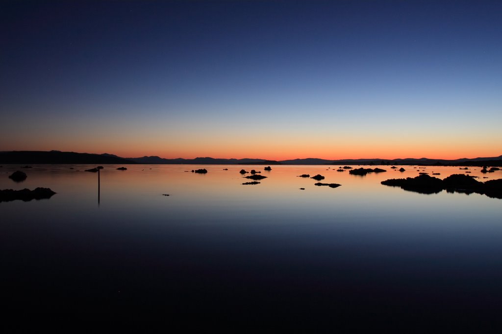 Mono Lake Morning Glow by Takahashi Masaki