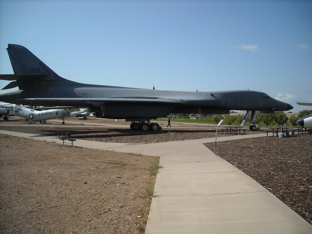 B1B Bomber at Hill AFB Museum by sames1