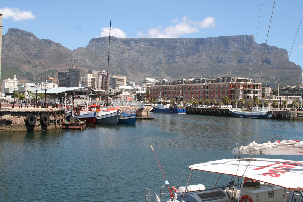 Cape Town - Harbor by Alexander Dietzsch