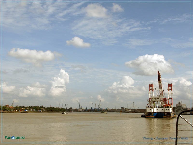 Sông - Sài Gòn - River by Vietnam - Paracels