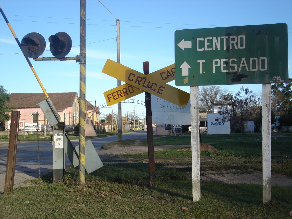 Cruce ferroviario - Santa Lucía by TaLu13