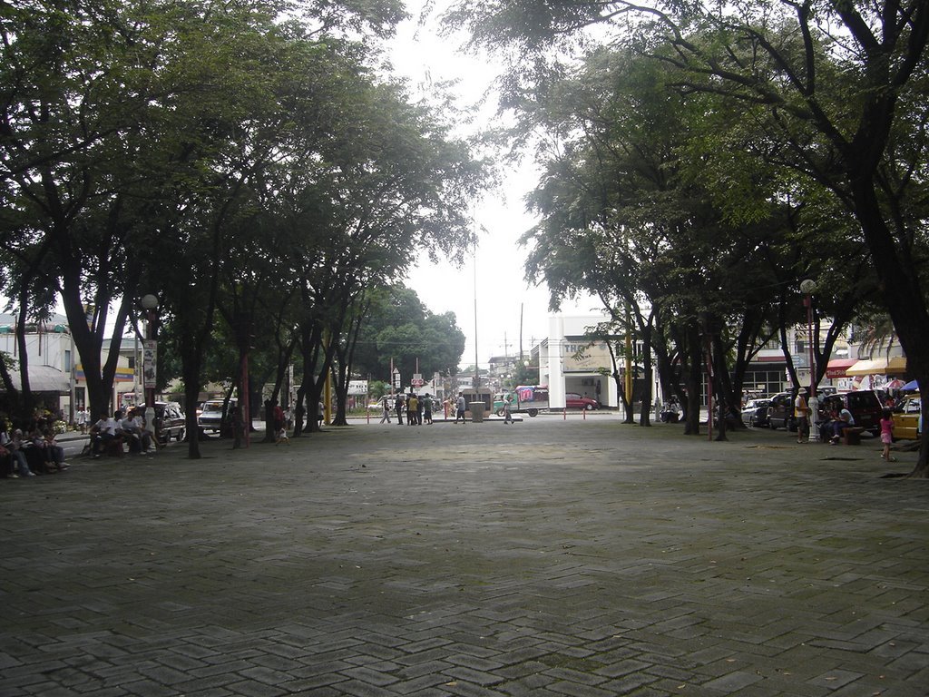 Marikina City Park in front of Marikina City hall by joa_jm_minho_letada