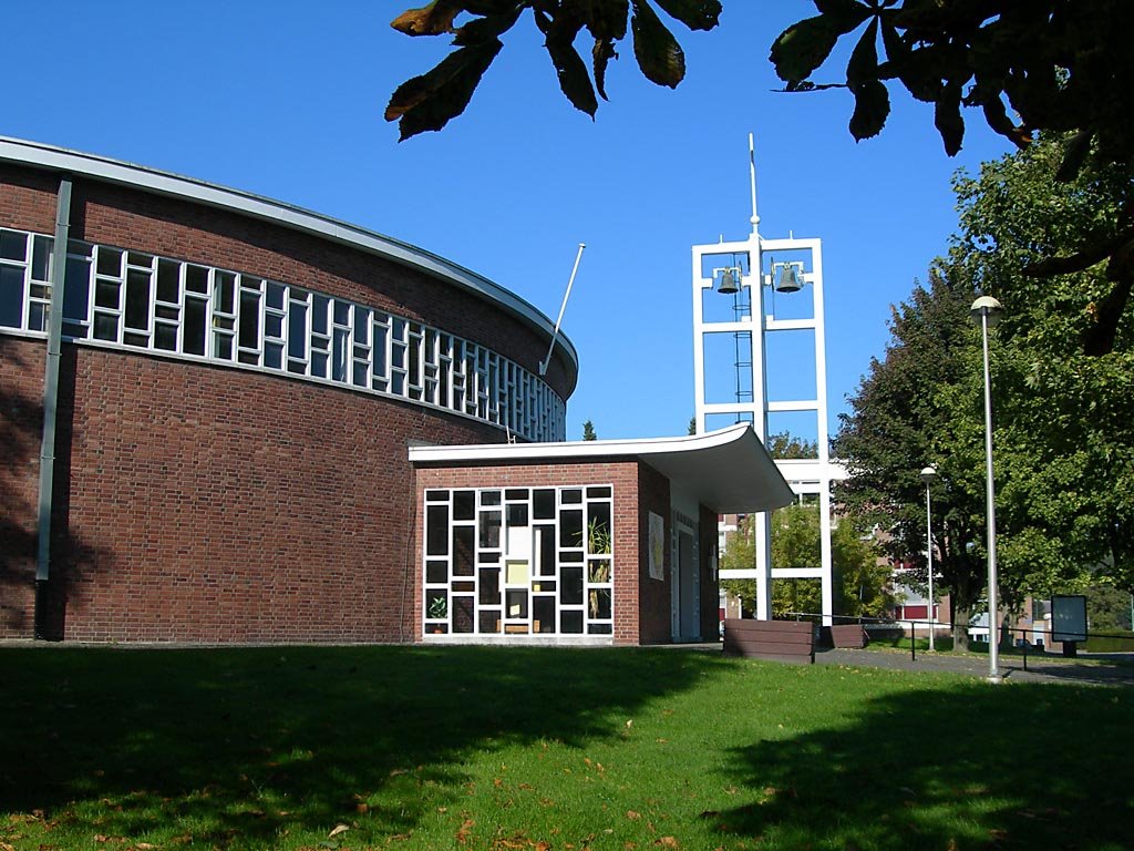 St-Maternuskerk (1971), Paspoel, Tongeren by Thysen Jean