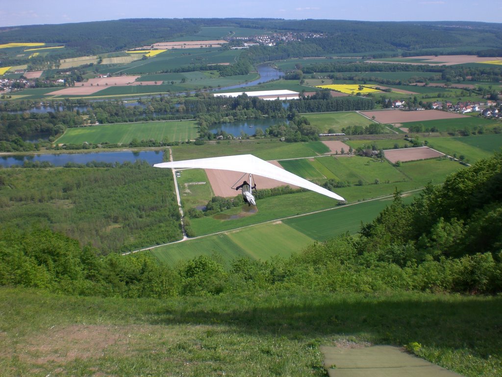 Start eines Drachenfliegers by wassermensch