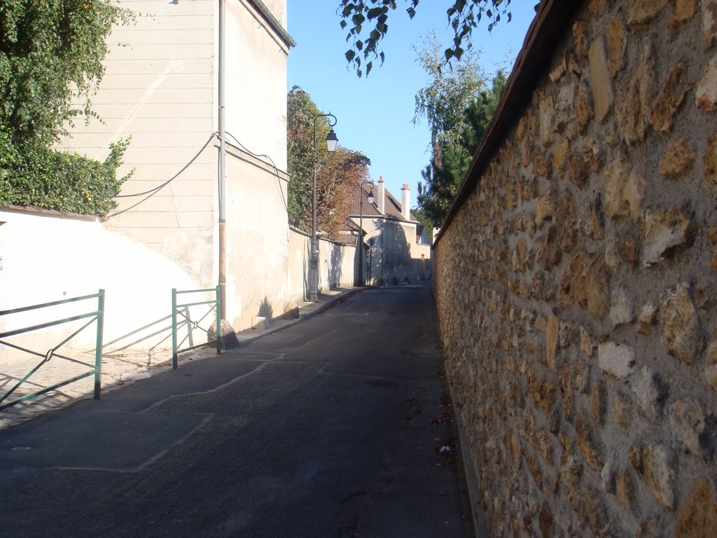 Rue de l'Ancienne Eglise by José Manuel Pinto