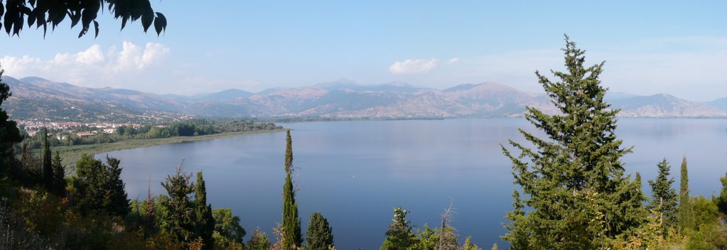 KASTORIA LAKE by frang947