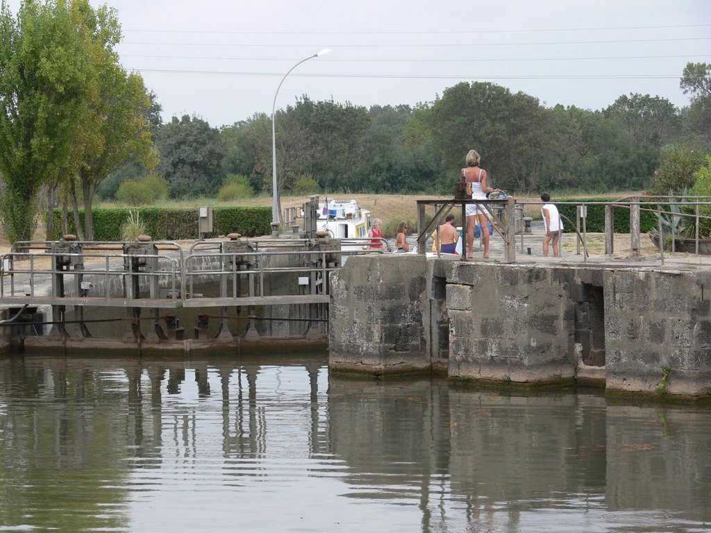 Canal du Midi, Ecluse 65, Bagnas (rs) by booh