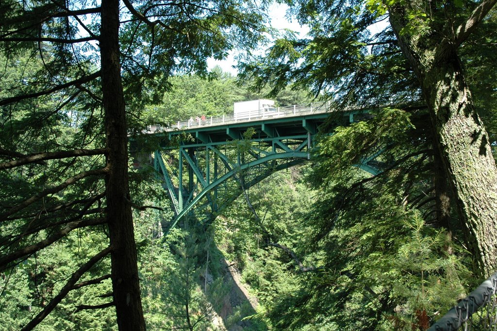 US 4 from Quechee Gorge by bcmikey