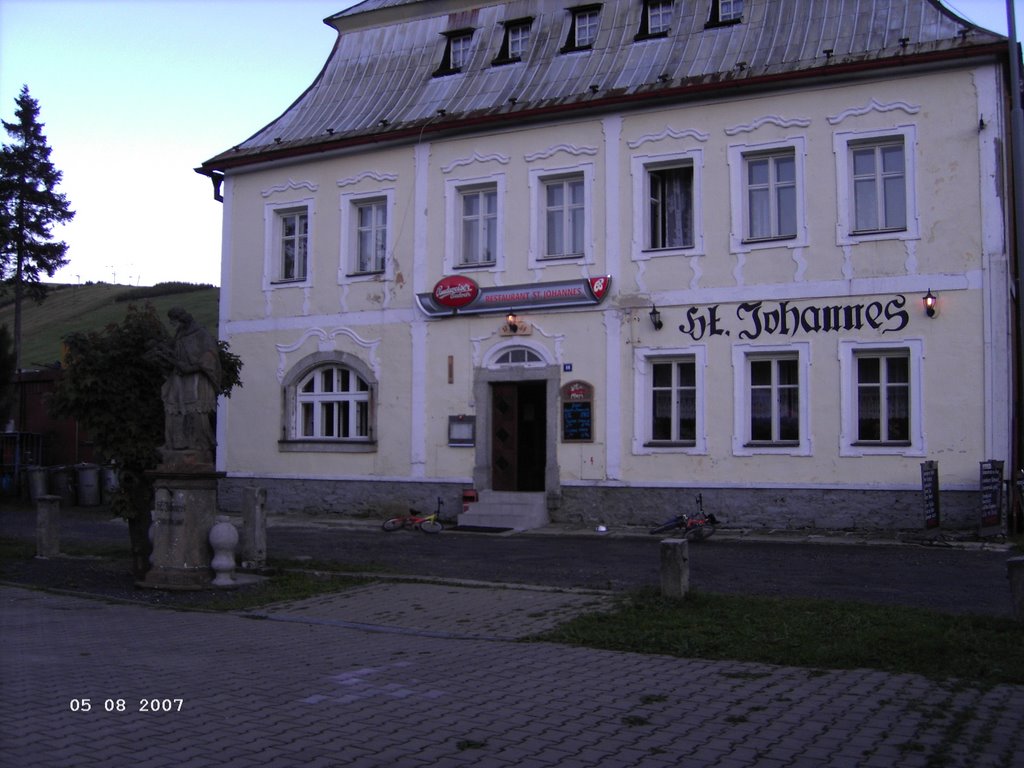 Loucna - Restaurace St.Johannes by dk8re