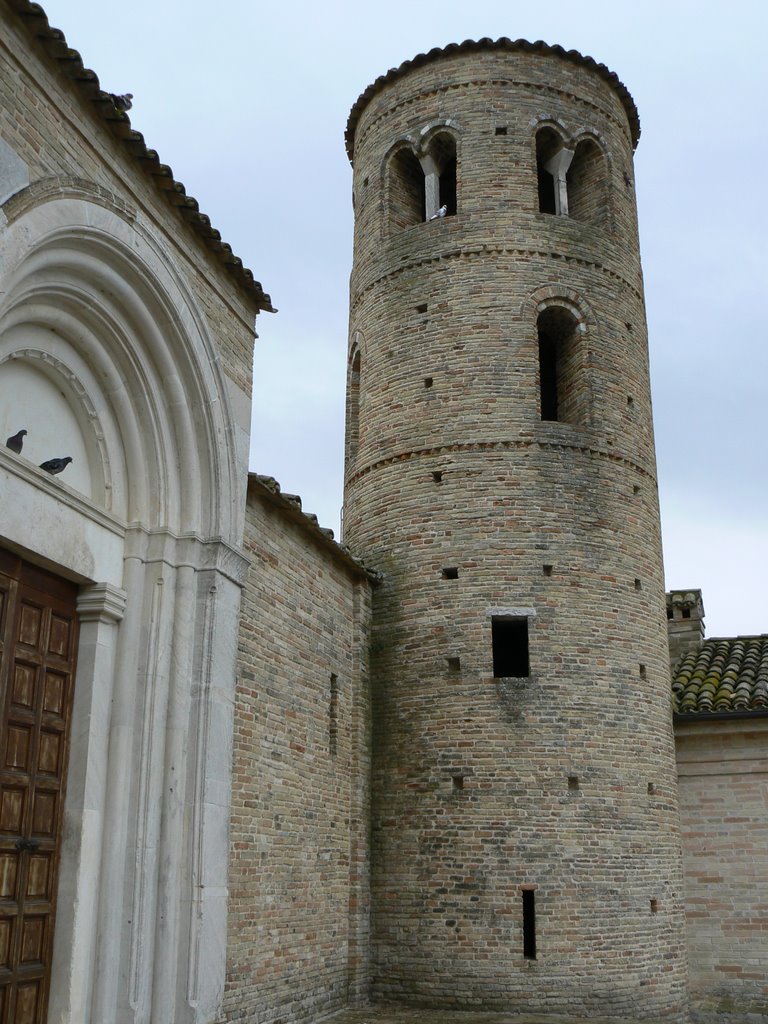 Abazia di San Claudio (MC) by robertino.b