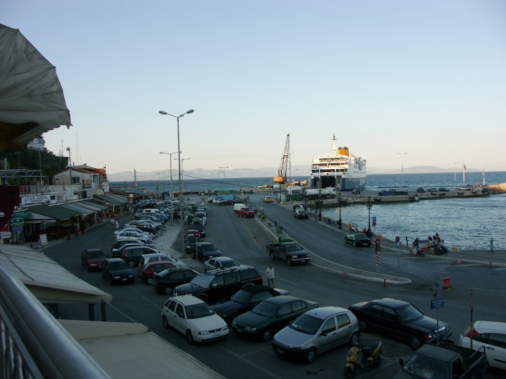 Rafina's Harbour from Giros Taverna 07 2008 by Professeur83