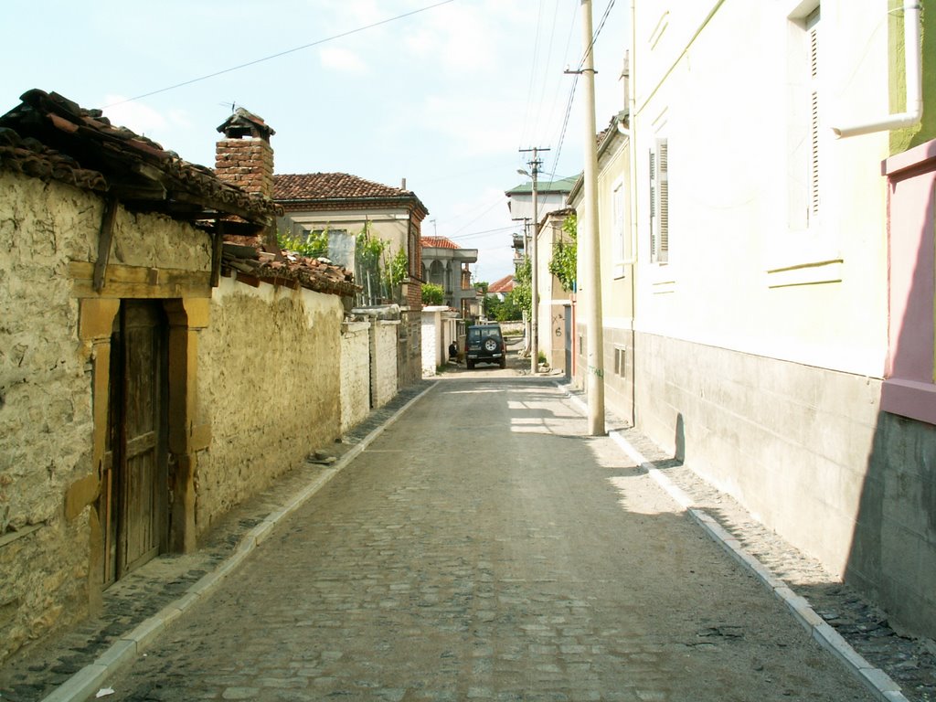 Albanien, Korce by BenOberhausen