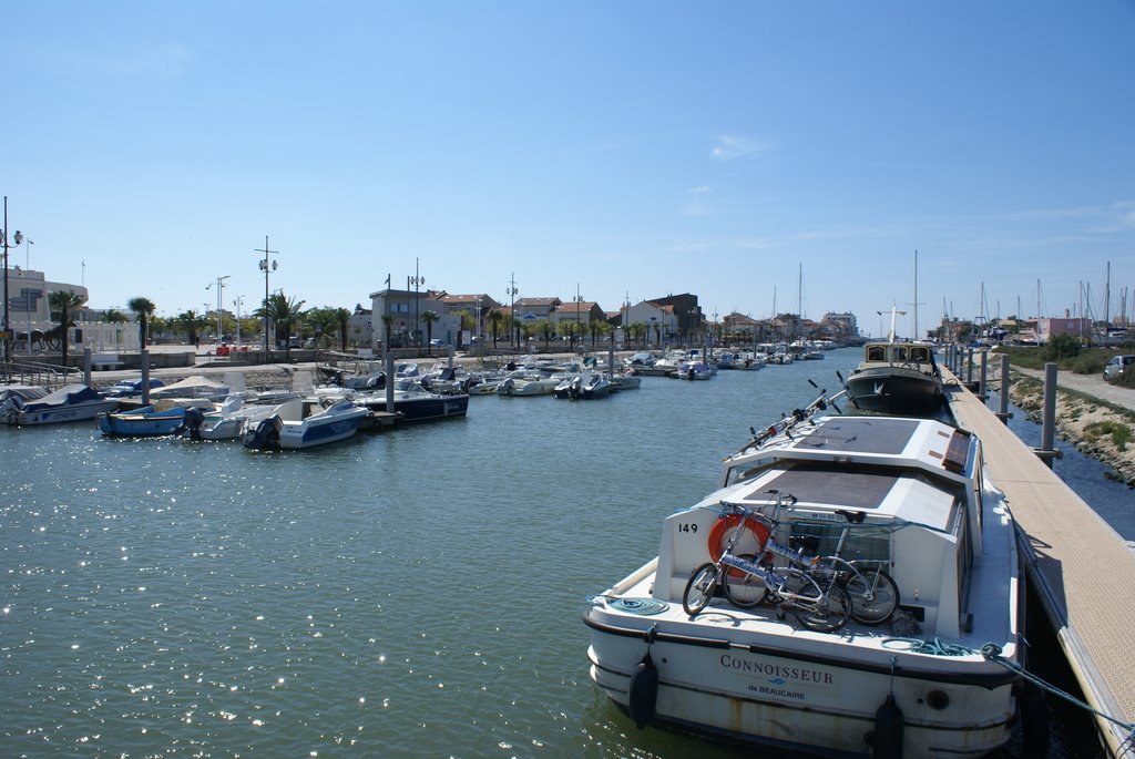 Le Grau Du Roi Port by paul broes