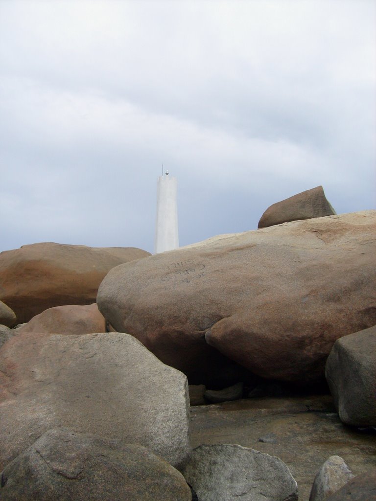 Farol da Pedra do Sal by Helder Fontenele