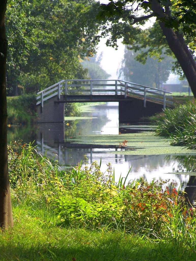 Bruggetje in De Bilt by Geerten