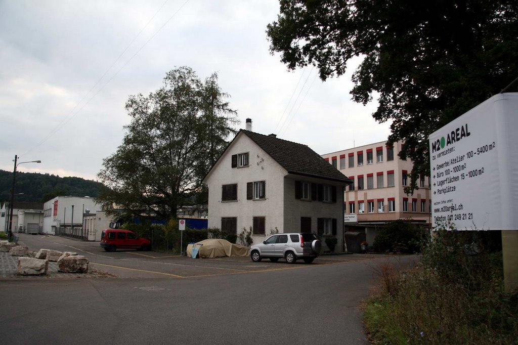 Gewerbehaus beim Bahnhof Hüntwangen by vodua