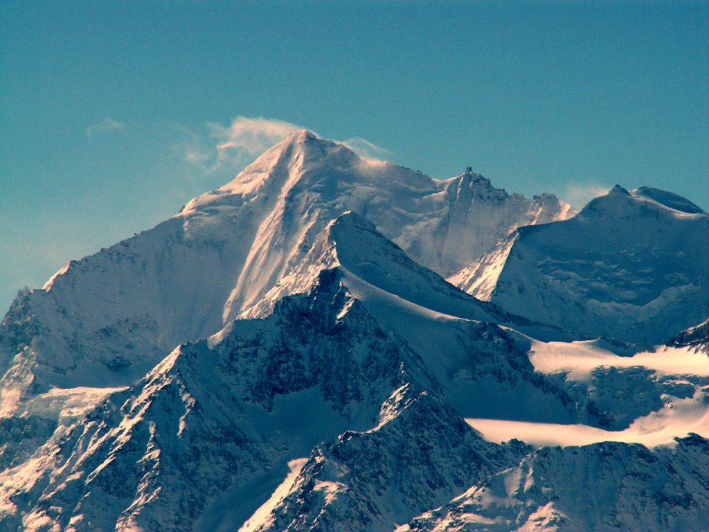 Giw / Visperterminen / Weisshorn / Bishorn/ Brunegghorn alle im nahenden Sturm by Burgener  Norbert