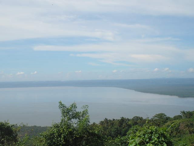 Bahia de Samana by jorge isaias