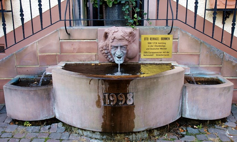 Otto Rehhagel Brunnen by Karl Christian Rösel