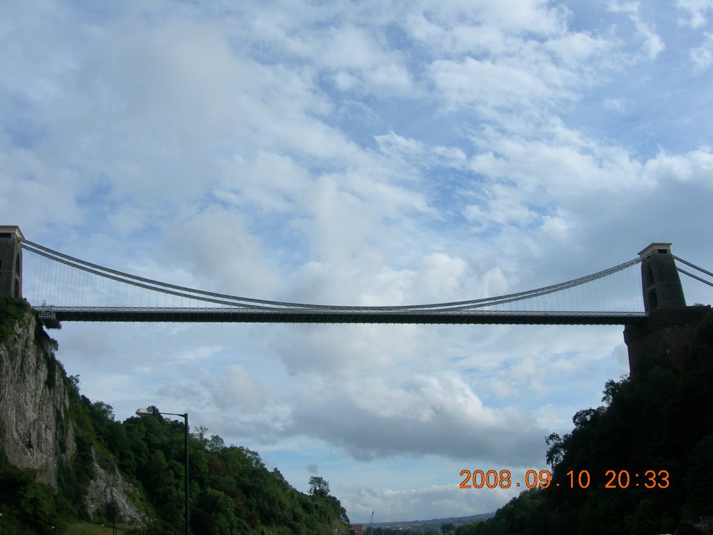 Bristol -- Clifton Suspension Bridge by zjzzjz