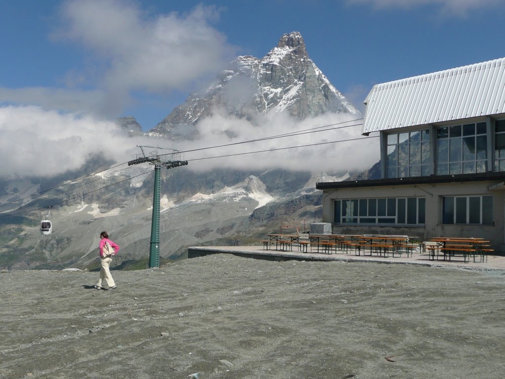 Cervino from cableway station by Buzzino