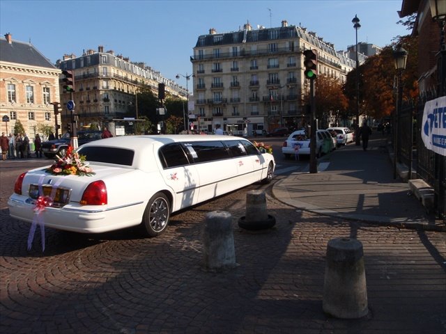 Bodas chinas, fotos en Paris. 5 limousinas esperando (28/9/2008) by dmargom