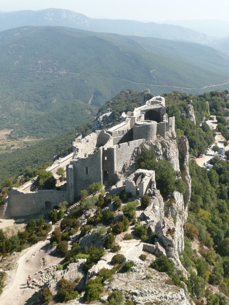 Sur un éperon rocheux, Peyrepertuse by Jackie Gomez-Blasco