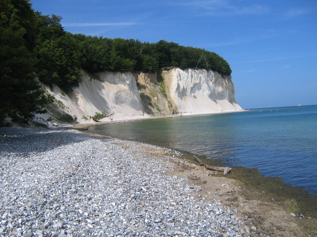 Zwischen Sassnitz und Stubbenkammer by Wagi