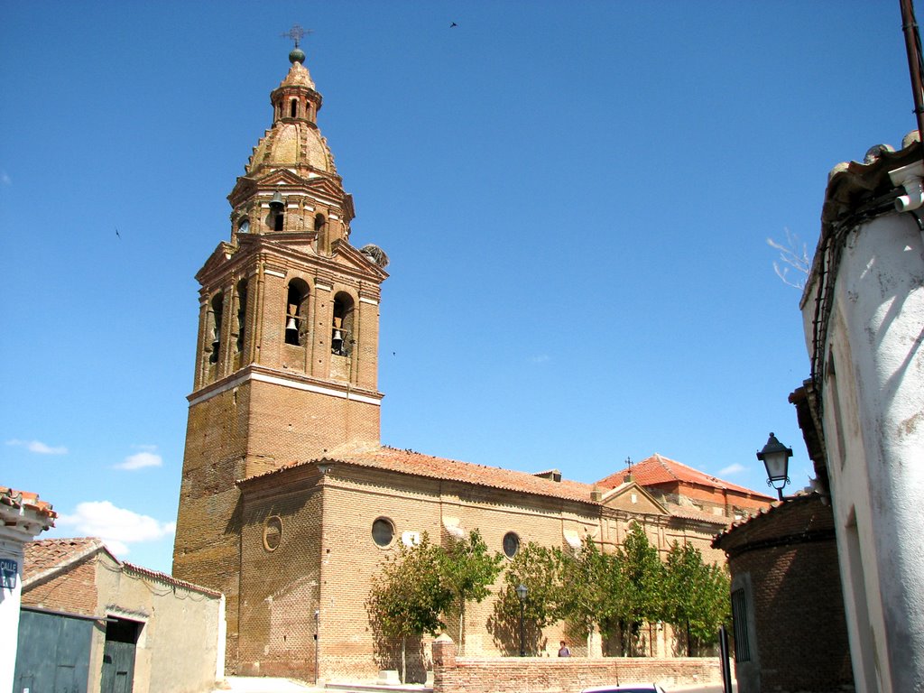 Iglesia. Torrecilla de La Orden. Valladolid. by Valentín Enrique