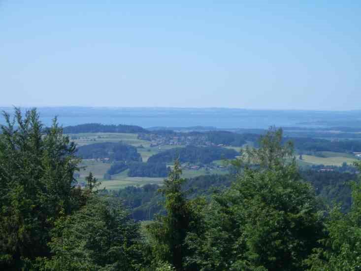 Blick zum Chiemsee von Maria Eck gesehen by reinilein.de