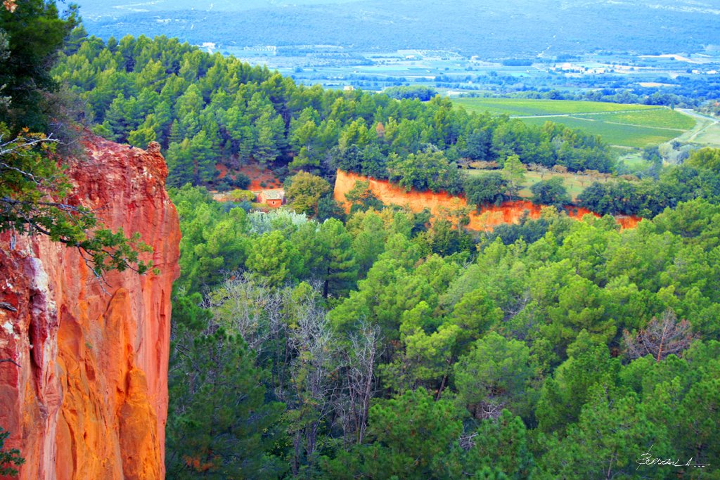 "ocre"...ROUSSILLON...VAUCLUSE...FRANCE. by BORDEAU Alain.(NO VI…