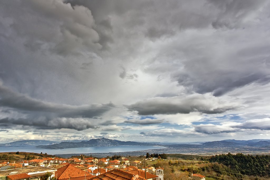 Kryoneri Korinthias / Κρυονέρι Κορινθίας by Dimitris Gikas