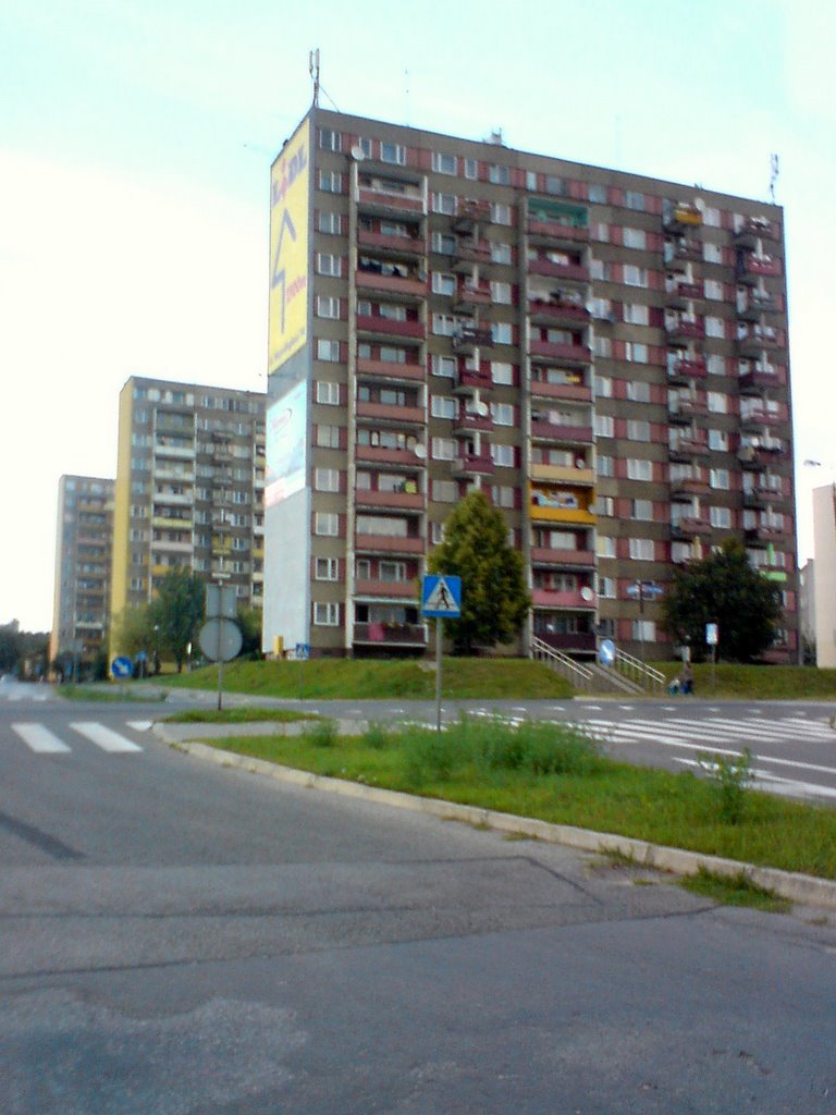 Osiedle Place, Skarżysko-Kamienna, Poland by pawel197010