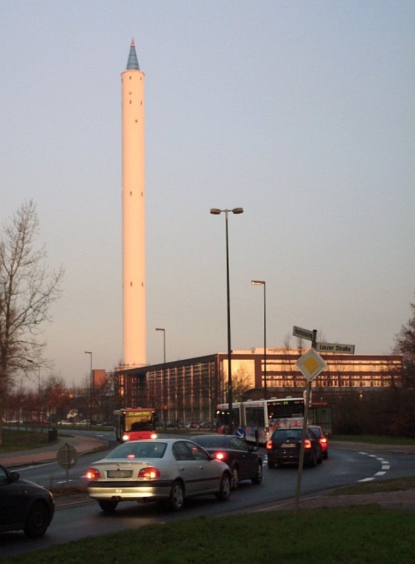 ZARM Fallturm - Lehe, Horn-Lehe, Bremen - 02.2008 by trigonal