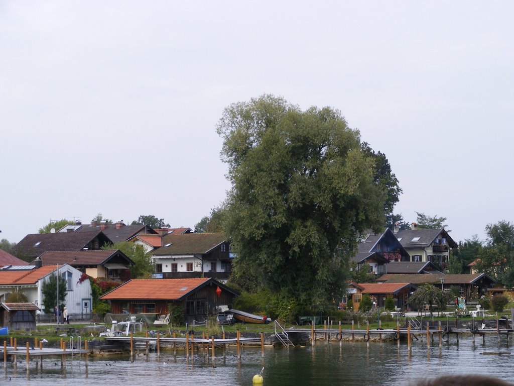 Fraueninsel Nordufer by Edgar Bär