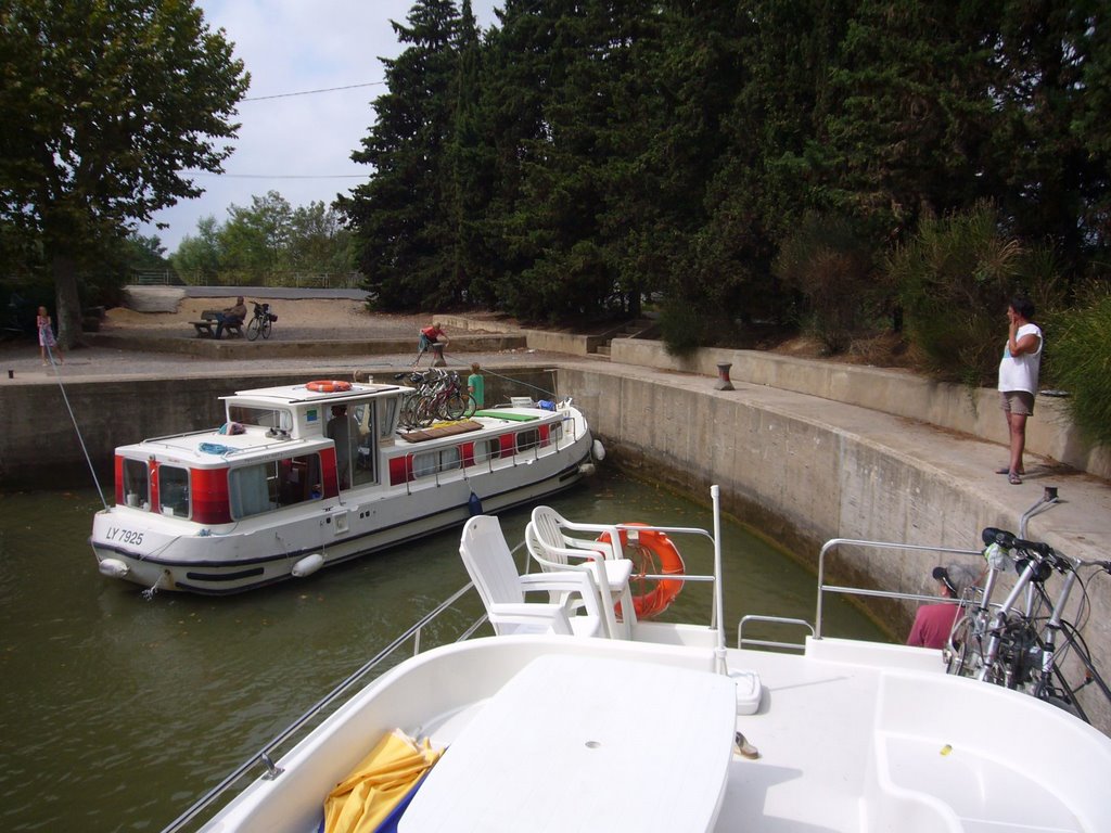 Canal du Midi, Ecluse 63, Bassin Rond (rs) by booh