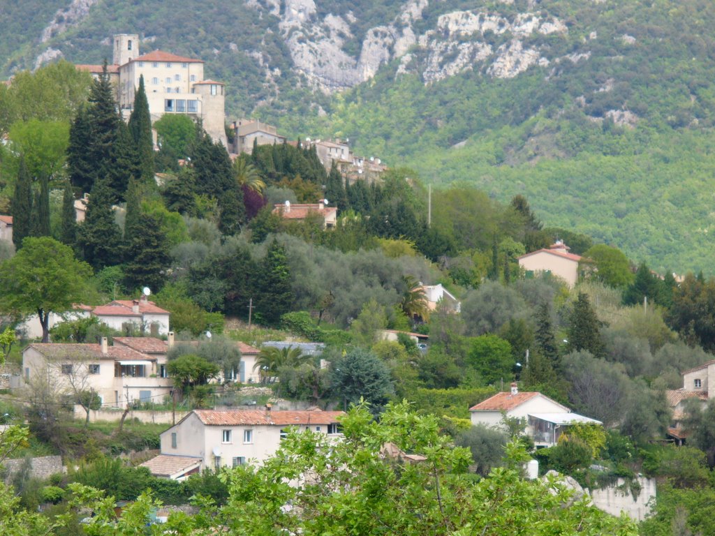 Le Bar-sur-Loup "vista da villa Lindoro". by antonotari