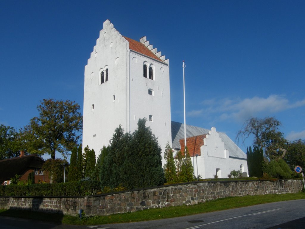 Hjortshøj Kirke by John Dhiin